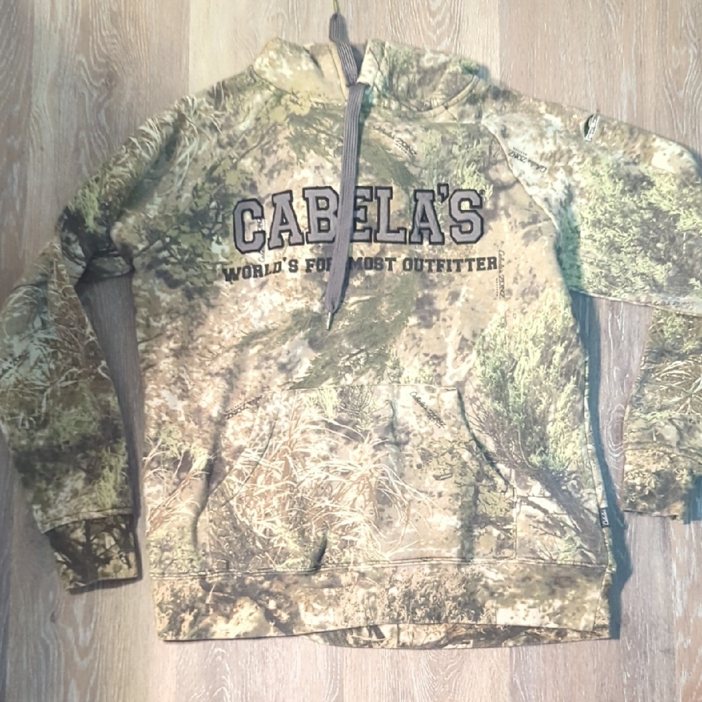Cabela's Green and Brown Camouflage Sweatshirt